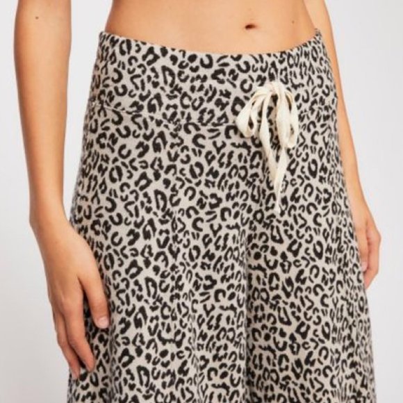 Free People Hes A Cheetah Jogger, SMALL - Picture 2 of 3